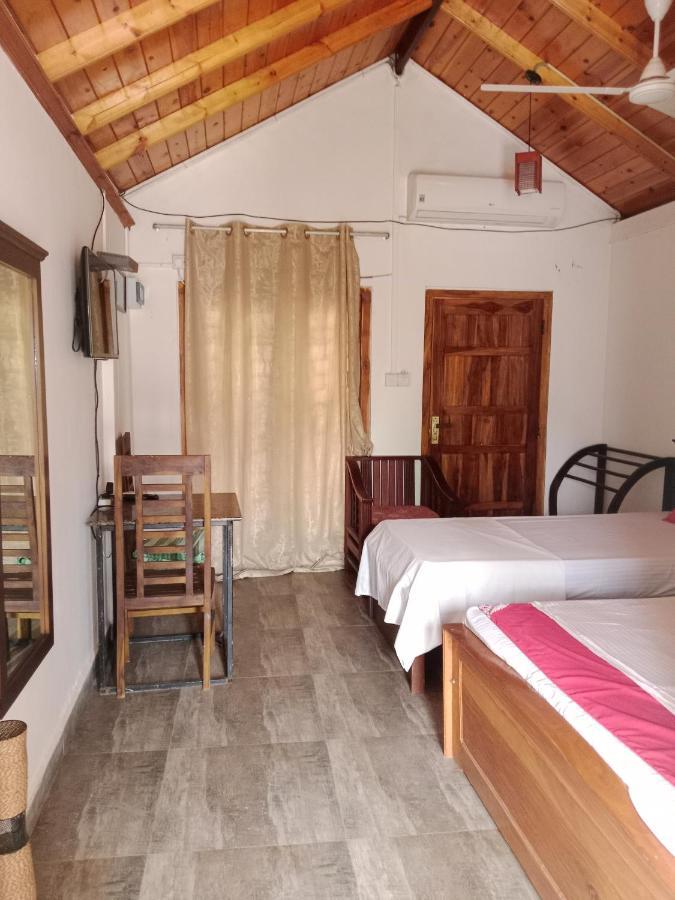 Home Stay Resort نيلافيلي المظهر الخارجي الصورة