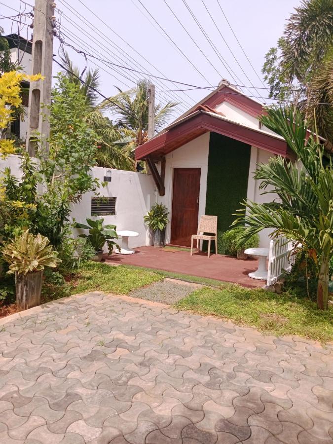 Home Stay Resort نيلافيلي المظهر الخارجي الصورة