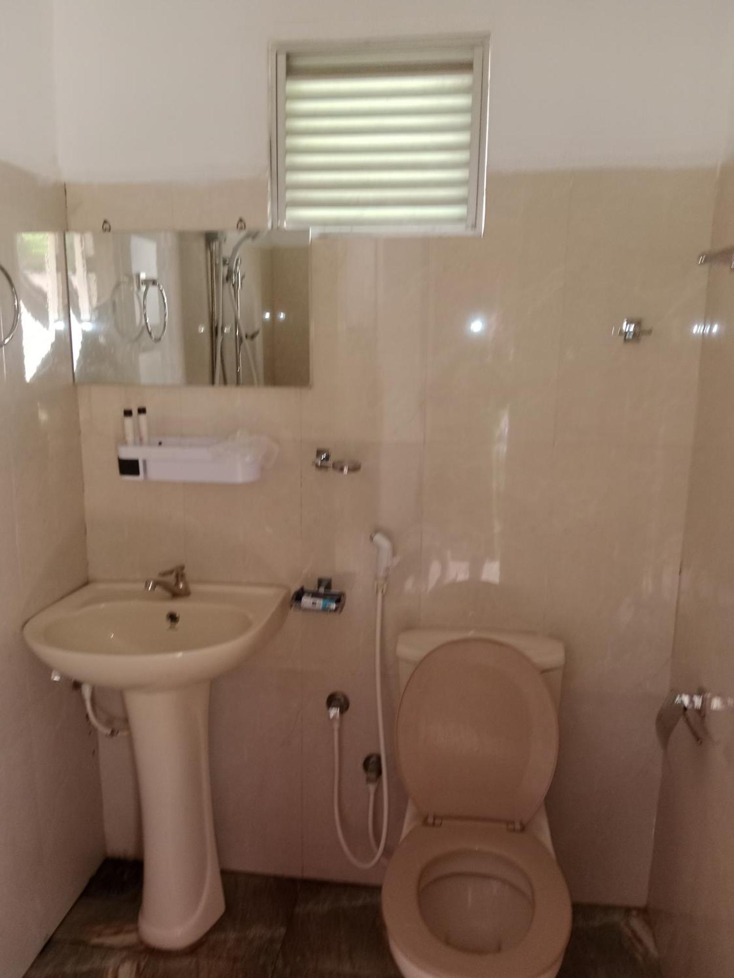 Home Stay Resort نيلافيلي المظهر الخارجي الصورة